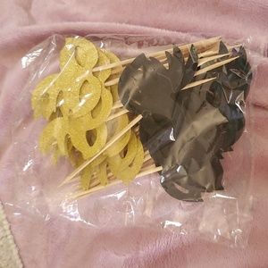 Pack of 48, Mardi Gras, black & gold, cupcake topper, mask, masque